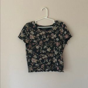 American Eagle lettuce floral shirt